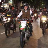 Resmi Berlaku! Wali Kota Eri Cahyadi Pimpin Sweeping Jam Malam Anak di Surabaya