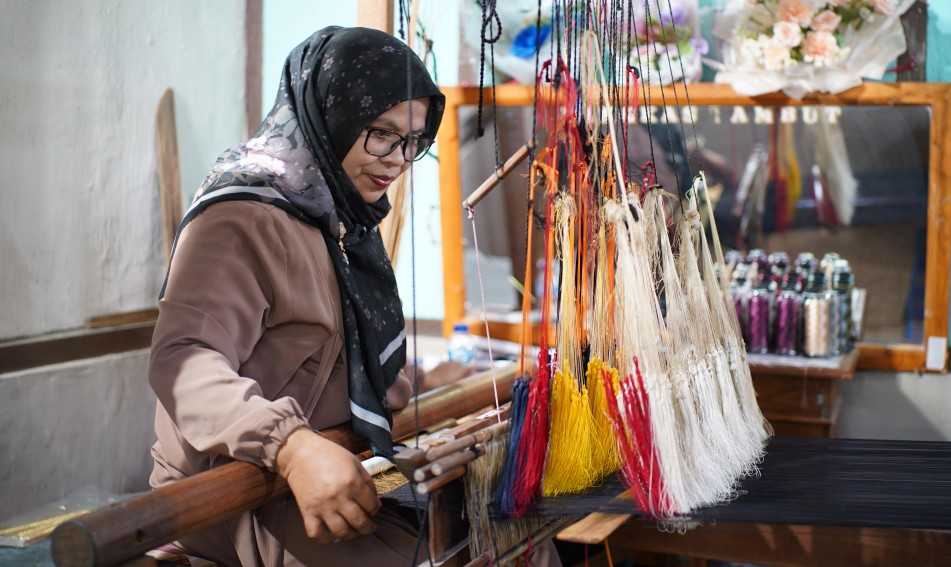 Salah satu UKM binaan PNM menjadi bagian penting pertumbuhan ekonomi mikro Indonesia. (Foto: Dok TI)