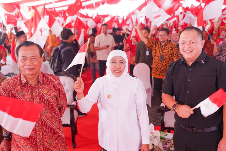 Gubernur-Khofifah-c-3.jpg