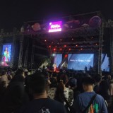Menikmati Halu Festival 2025 Vol 2 di Plaza Surabaya, Konser Musik Nyaman Tanpa Berdesakan