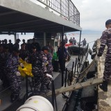 Tim SAR Gabungan Temukan Satu Jasad Mengapung Sejauh 6 Mil dari KMP Tunu Pratama Jaya