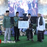 Lazisnu Beri Gelar Kehormatan Bupati Subandi Sebagai Bapak Yatim Piatu Sidoarjo