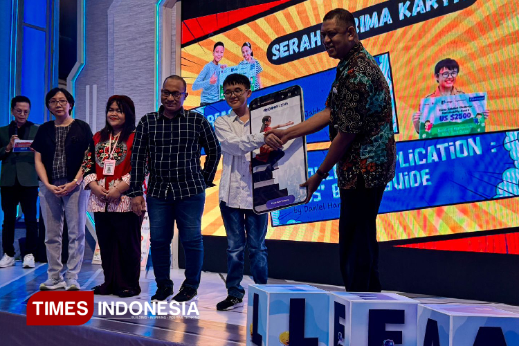 Ciptakan Karya Jawab Tantangan Literasi, Dua Anak Surabaya Raih Hibah Internasional