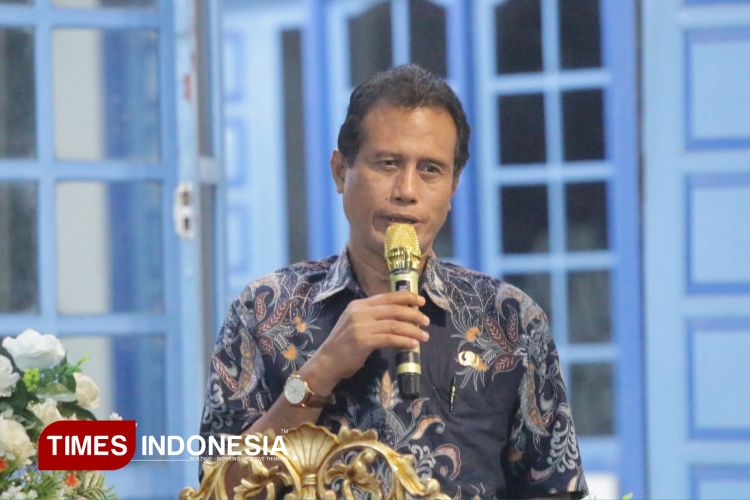 Jemaah-Haji-Asal-Sumba-Timur-Tiba-B.jpg