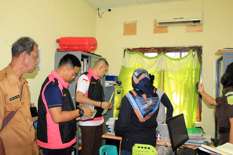 Kejari Sumba Timur Geledah Dugaan Tindak Pidana Korupsi di PT Astil
