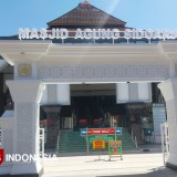 Masjid Agung Sidoarjo Tampil Megah dengan Payung Raksasa Mirip Masjid Nabawi