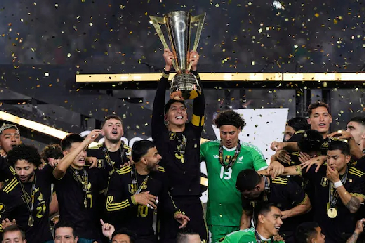 Meksiko Kalahkan AS 2-1, Pertahankan Gelar Piala Emas CONCACAF
