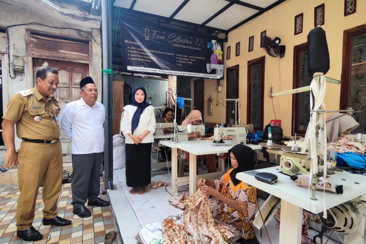 Wabup Jombang Pastikan Tidak Ada Potongan dalam Program Seragam Gratis