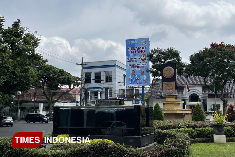 Ikan Koi di Taman Adipura Kota Malang Mati, DLH Sebut Gegara Akibat Mati Listrik