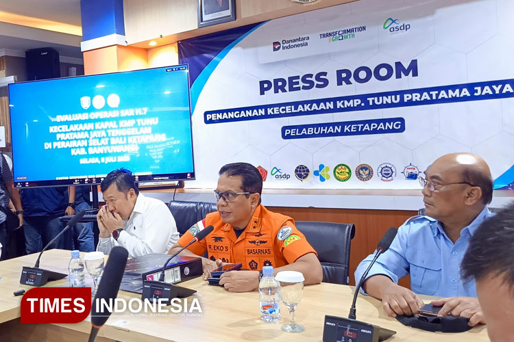 Operasi Pencarian Korban Tenggelamnya KMP Tunu Pratama Jaya Diperpanjang