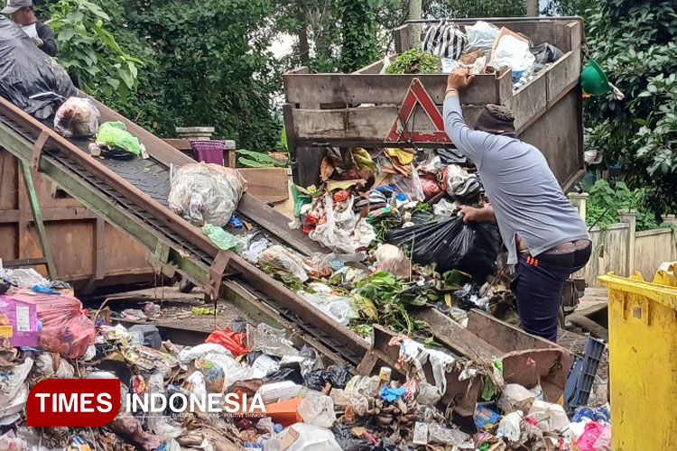 Menggunung di TPS Kamisama, Warga Desak Pemkot Banjar Serius Tangani Persoalan Sampah