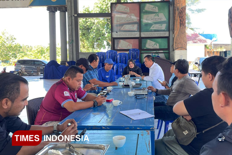 Perwakilan-pengurus-Askab-PSSI-Banyuwangi.jpg