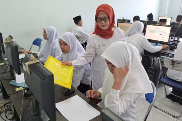 1.527 Calon Mahasiswa Berebut Kursi Jalur Mandiri di UIN Malang