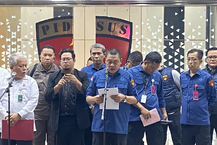 Kejagung Buru Pengusaha Riza Chalid di Singapura Terkait Kasus Korupsi Pertamina