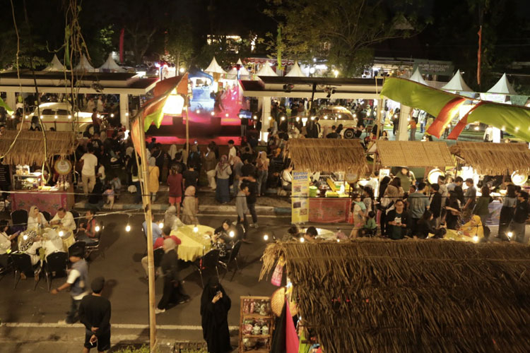 Topengan Malang Jadi Sorotan Tong Tong Night Market 2025 di The Shalimar Malang