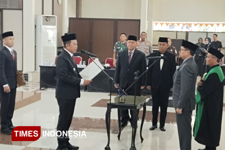 Lantik Sekda Definitif, Bupati Bondowoso Ingatkat Hindari Ego Sektoral