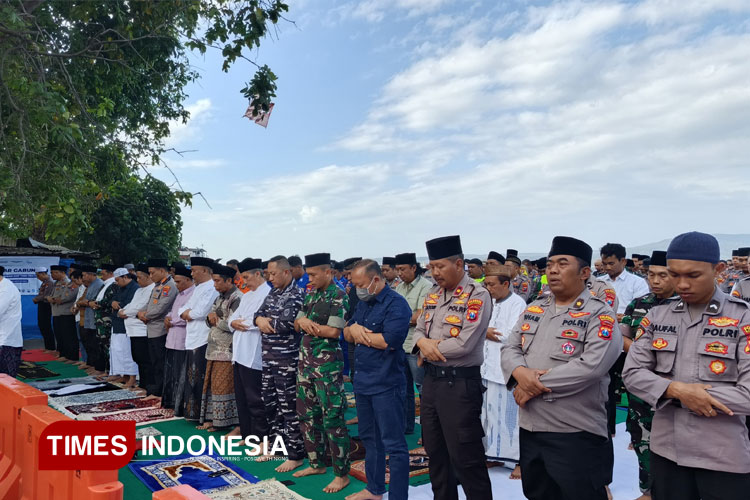 Selat-Bali-2.jpg