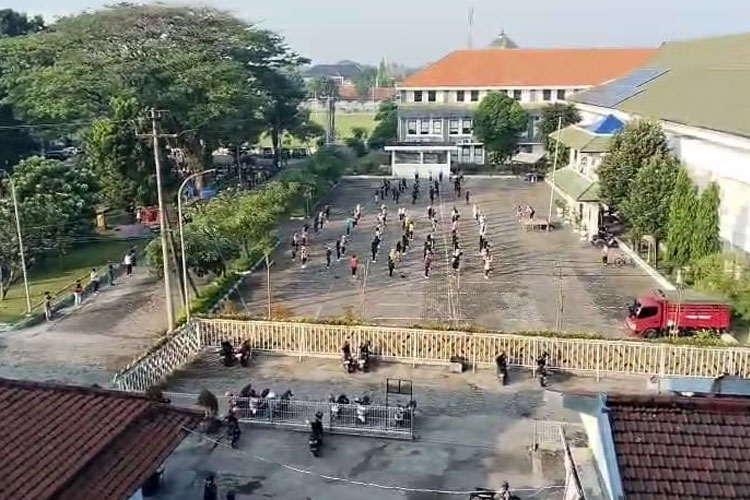 Keluhan Warga RSUD Jombang: Suara Musik Senam Pemkab Ganggu Kenyamanan Pasien