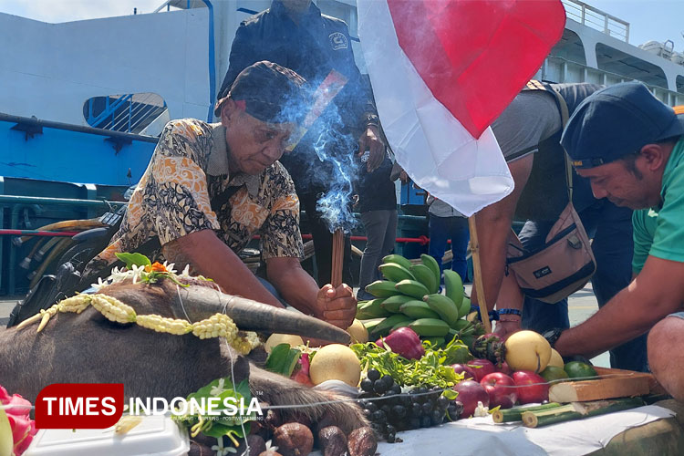 Larung Sesaji Selat Bali, Ikhtiar Spiritual Masyarakat Banyuwangi Pascatragedi KMP Tunu