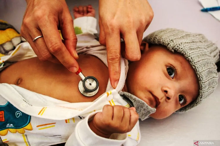 7 Obat Pilek yang Aman untuk Bayi: Bantu Si Kecil Lebih Nyaman Saat Sakit