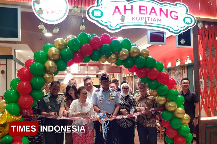 Ah Bang Kopi Tiam Resmi Buka Outlet Baru di Malang Town Square