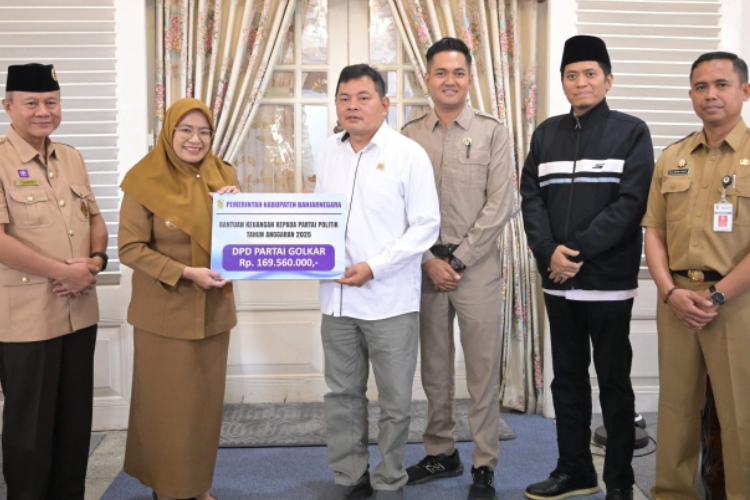 10 Partai Politik di Banjarnegara Terima Bantuan Hibah Keuangan dari Pemkab
