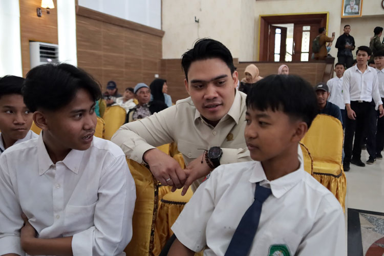 Anggota Komisi E DPRD Jatim Cahyo Harjo Apresiasi MPLS Sekolah Rakyat di Malang