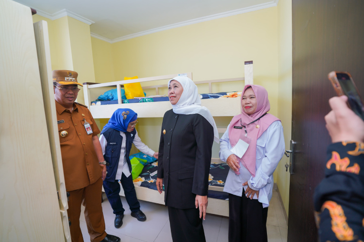 Gubernur-Khofifah-c-5.jpg