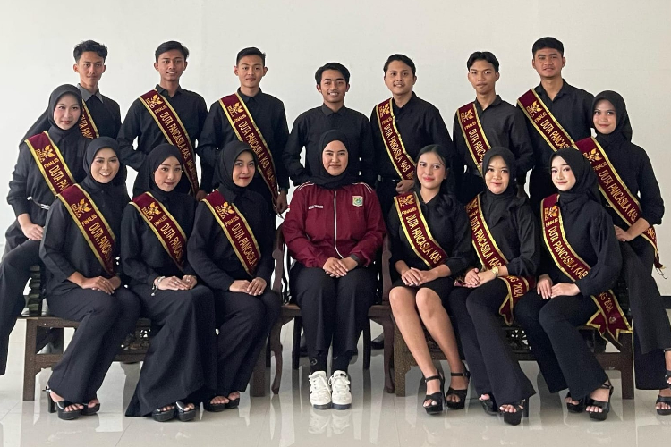 Sambang Sekolah, Duta Pancasila Malang Tanamkan Nilai Kebangsaan Generasi Muda