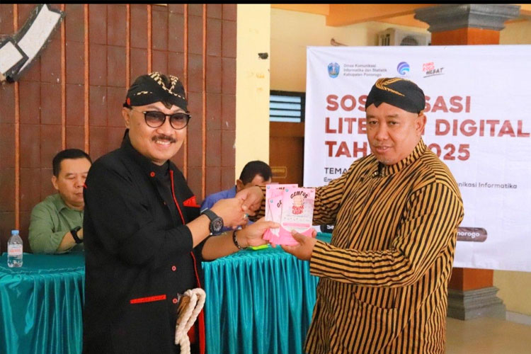 Lewat Literasi Digital, Diskominfo Ponorogo Sosialisasikan Gempur Rokok Ilegal