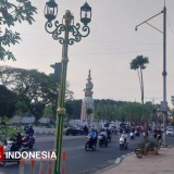 Trotoar di Tengah Kota Sidoarjo Kian Cantik dengan Lampu Hias Bergaya Klasik