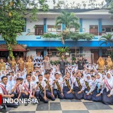 Wali Kota Malang Resmi Bagikan Ribuan Seragam Gratis SD dan SMP