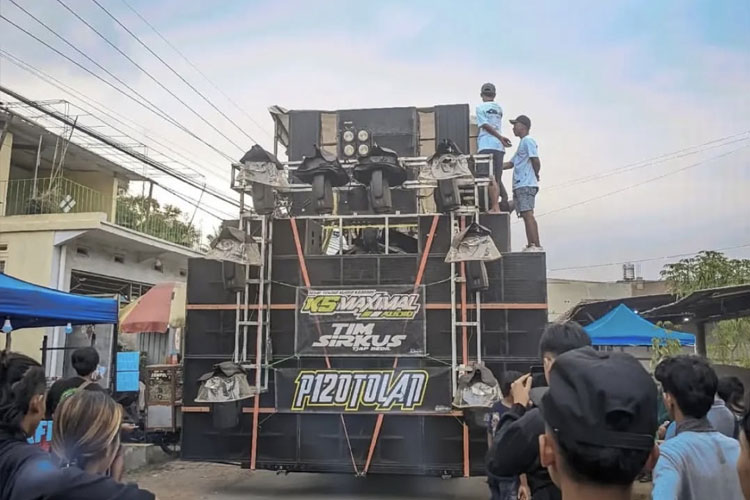 Ilustrasi sound horeg. (Foto: Istimewa)