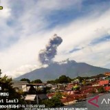 Gunung Marapi Sumbar Muntahkan Abu Erupsi 1.200 Meter, Status Waspada Diperpanjang
