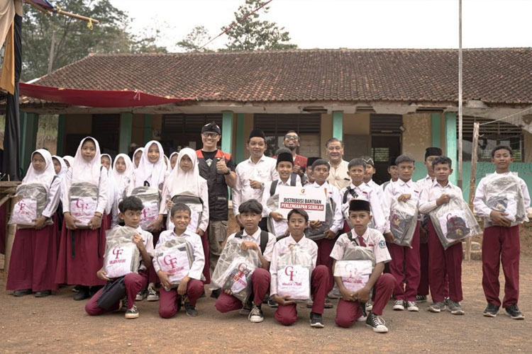 Golden Future Indonesia Dukung Pendidikan di Pelosok Jawa Barat. (FOTO: ist) 