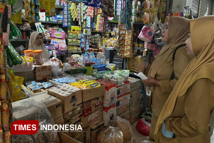 Harga Sembako di Pacitan Relatif Stabil, Namun Pedagang Keluhkan Sepinya Pembeli