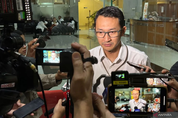 Kasus Dana Hibah Jatim, KPK Periksa 17 Saksi Termasuk Kepala Desa di Malang