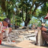 Sempat Kena Efisiensi Anggaran, Rehabilitasi Trotoar Utara Alun-alun Pacitan Dikerjakan Lagi