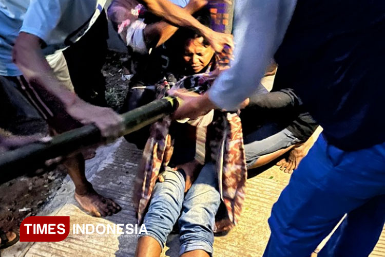 Seorang Pemancing Terjepit Bebatuan Sungai di Pemalang