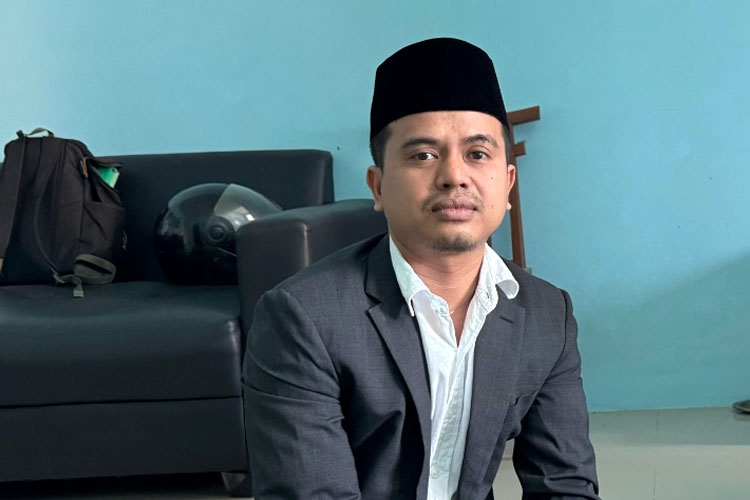 Jalan Rusak di Raas Akan Diperbaiki Juli 2025, DPRD Siap Mengawal