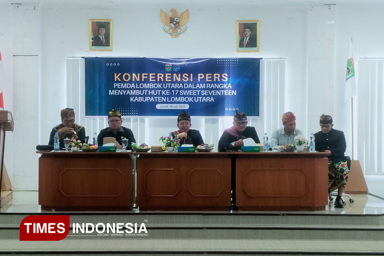 panitia-2.jpg