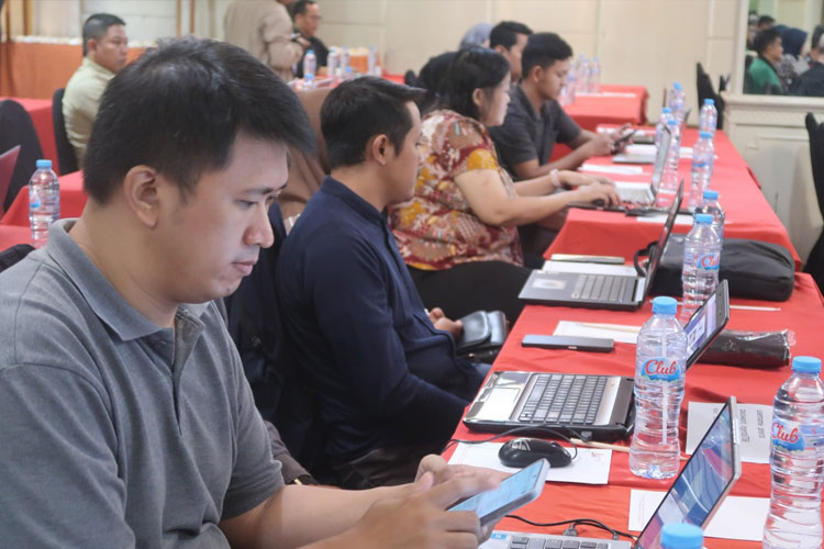 Pelaku-Industri.jpg