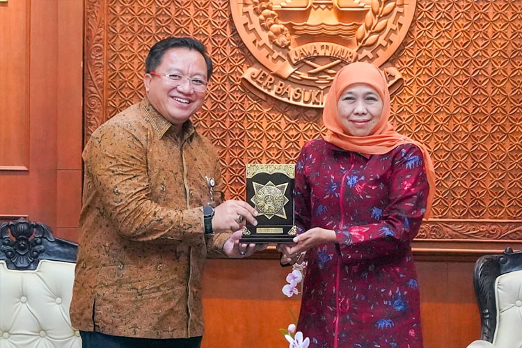 Gubernur-Khofifah-8.jpg