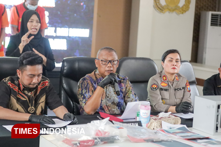 Kasat-Reskrim-Polrestabes-Surabaya-AKBP-Edy-Heriyanto-b.jpg