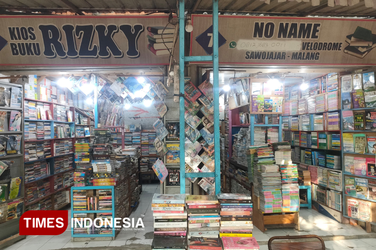 Pasar Buku Velodrome Malang, Menjaga Pijar Api Literasi di Tengah Tantangan
