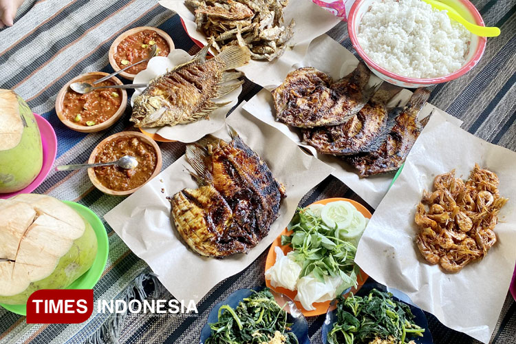 Makanan-seafood-yang-dimasakkan-di-warung.jpg