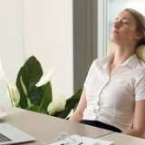Mindful Breathing: Teknik Pernapasan Sadar untuk Menangkal Stres dan Kecemasan