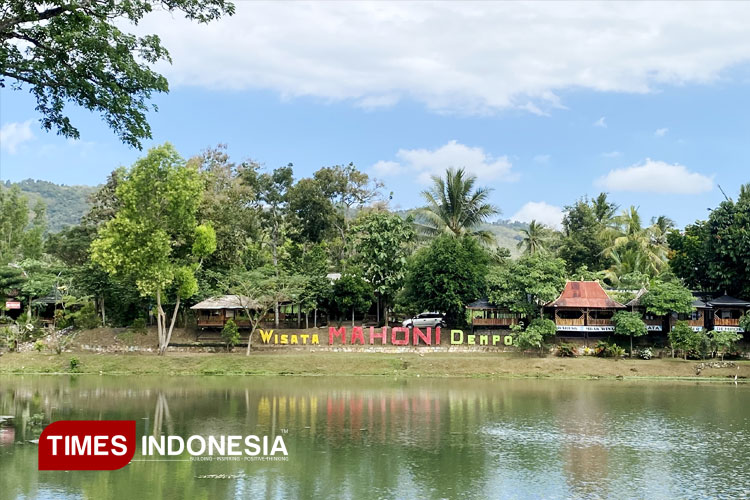 Penampakan Wisata Mahoni Dempok yang sangat asri dan rindang pepohonan, tempat wahana bebek-bebekan. (FOTO: Almas Elmadina Aisyah/TIMES Indonesia)