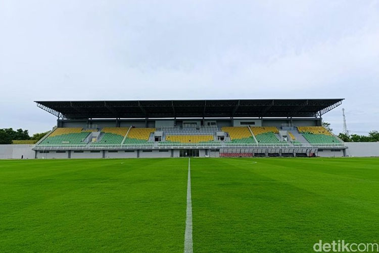 Stadion-BJ-Habibie.jpg