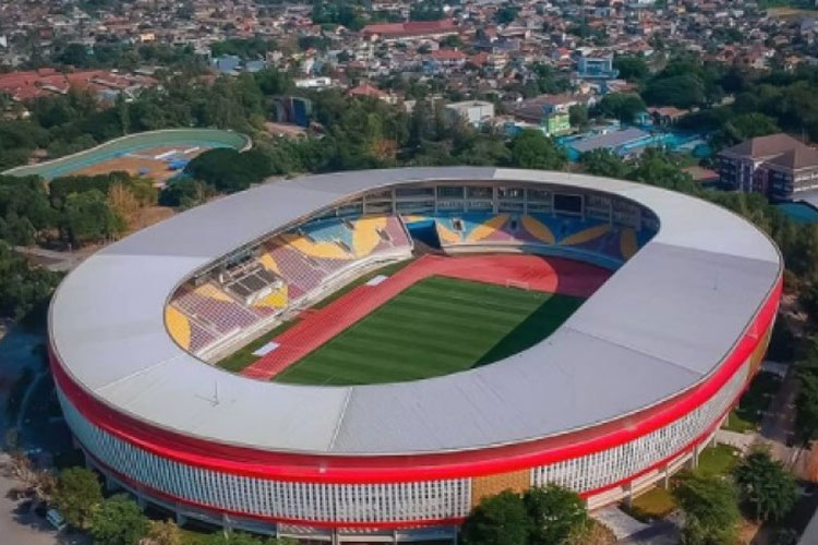 Stadion-Manahan-SOlo.jpg